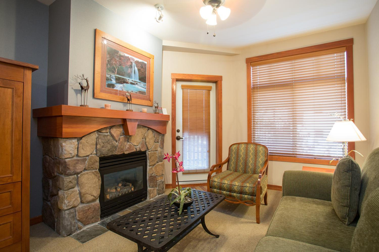 Others 4, 1310 - One Bedroom Den Standard Eagle Springs West condo, Salt Lake