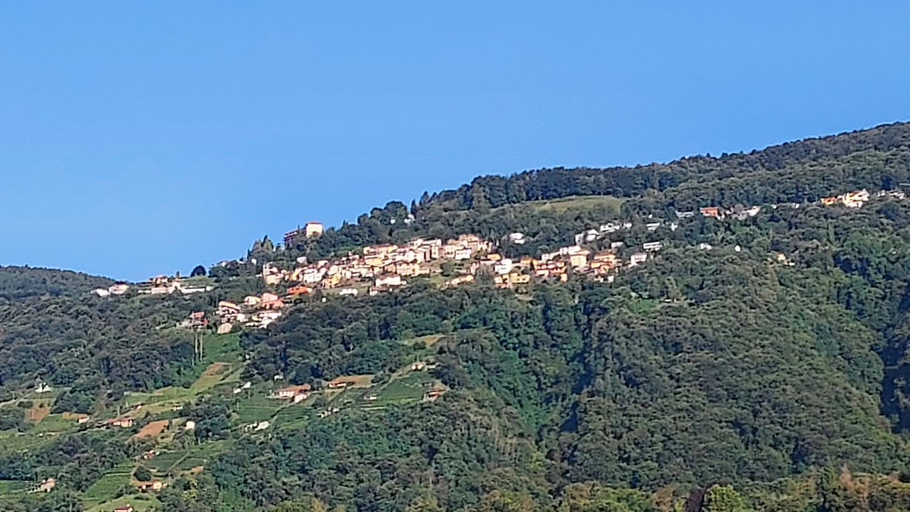Others 5, Two BIG entire apartments with stunning view, Lugano