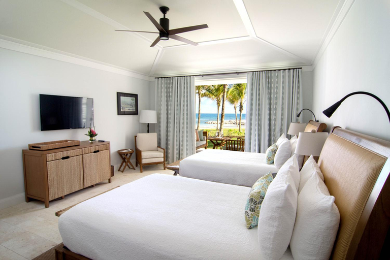 Bedroom 3, Half Moon