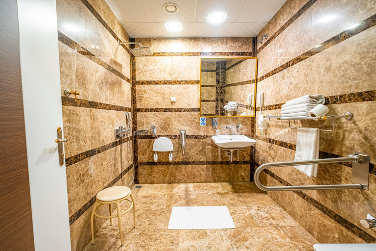 Bathroom 3, GHERDAN GOLD OTEL, Selçuklu