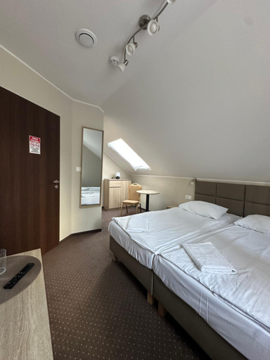 Bedroom 5, GRACJA, Mińsk