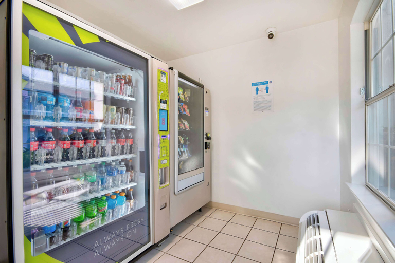 Food & Drinks 5, Studio 6 Extended Stay - San Antonio, TX - Six Flags, Bexar