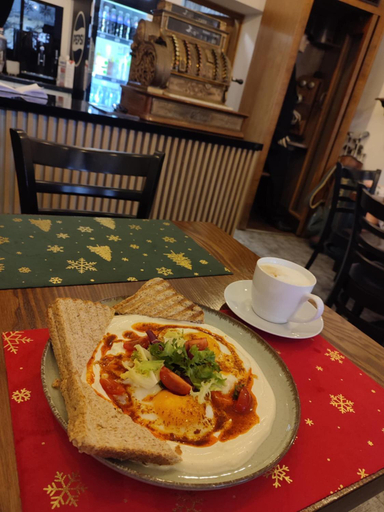 Food & Drinks 4, The Old Townhouse II, Krosno City