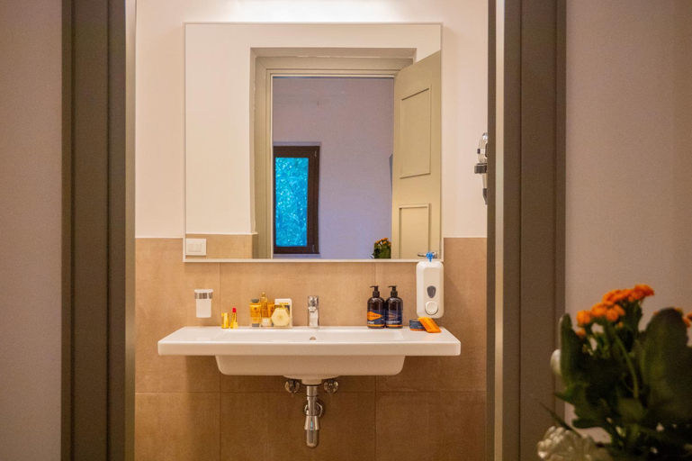 Bathroom, Policaretto Rooms by Calabria Stay, Crotone