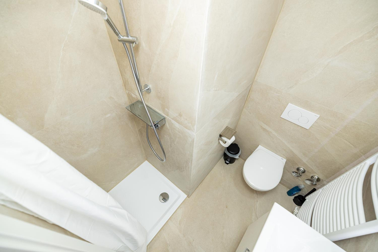 Bathroom 3, Schicke Wohnungen in Stadtnahe, Würzburg