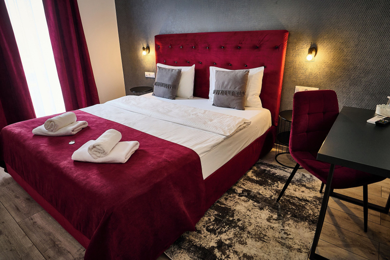 Bedroom 3, AMEL ROOMS, Medias