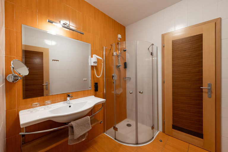 Bathroom 3, Luxury apartments Prezin, Hoce-Slivnica