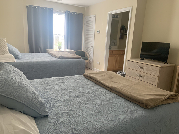 Room 4, Relax, Beach, Golf, Shop, Repeat 2 Bedroom Resort, Brunswick