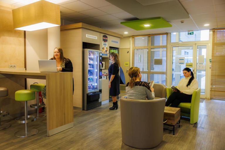 Public Area 2, Hotel ibis budget Aix Les Bains - Gresy, Savoie