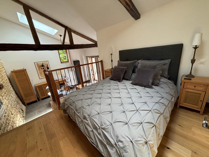 Bedroom, Les Ombrieres, Charente