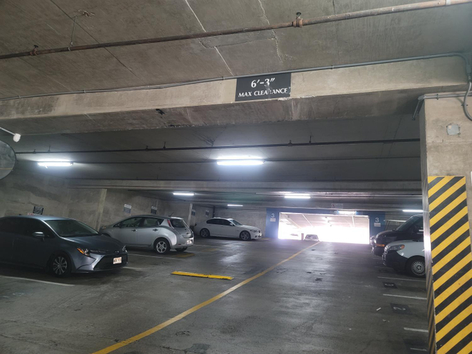 Others 5, Condotel with Free Parking Wifi Central AC, Honolulu
