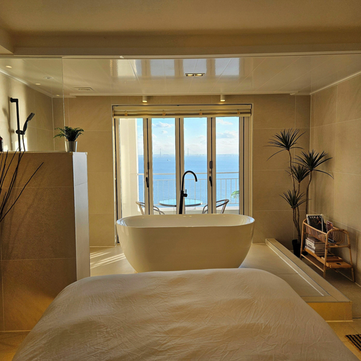 Room 4, SainTree Hotel, Jung