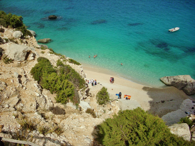 Beach 4, Cozy apartment surrounded by nature, Nuoro