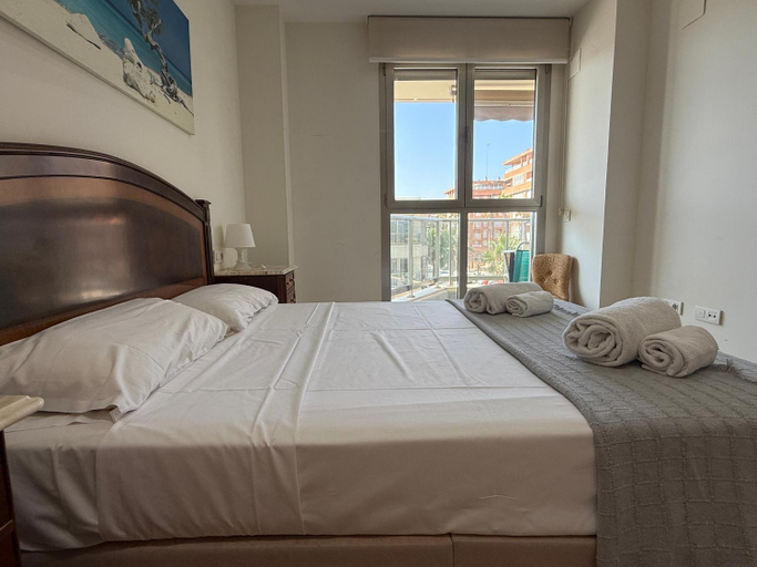 Bedroom 2, Reinapart Patacona Beachfront Seaview, Valencia