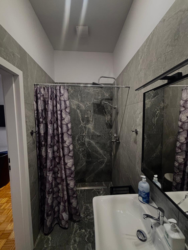 Bathroom 3, Noclegi U Bram Klasztoru, Nowy Sącz