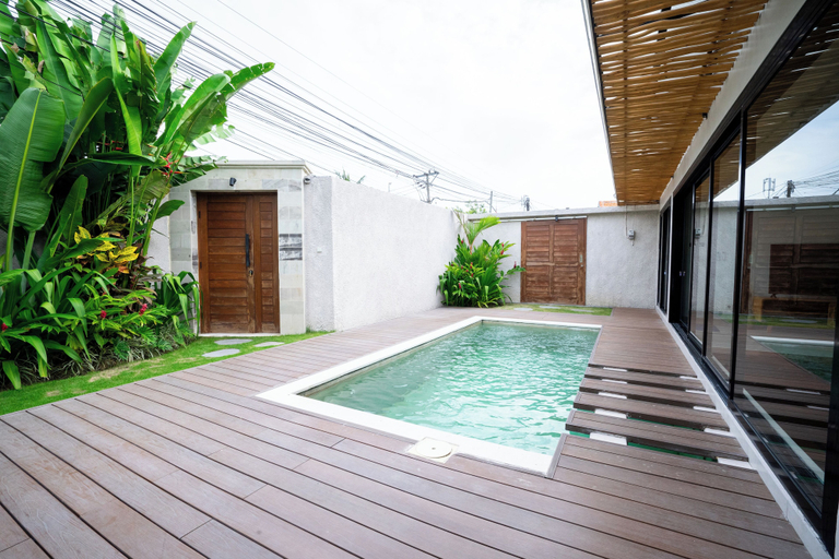 Pool 3, Solla Sol Villa Canggu, Badung