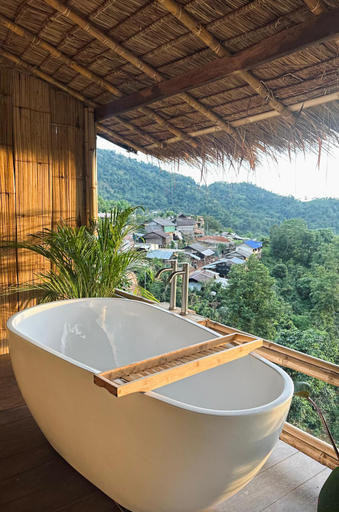 Bathroom 2, Wanna’s house, Mae Suai