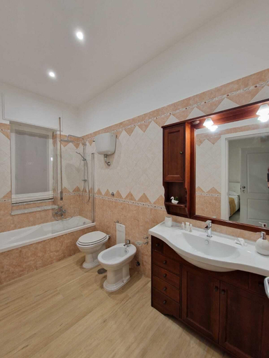 Bathroom 3, Villa Grazia Pompei, Napoli
