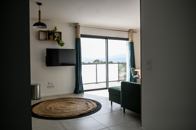 Bathroom 4, Porticcio Vacations - Terrasse, Piscine, Jacuzzi, Clim - by TGB, Corse-du-Sud