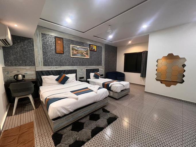 Room 2, Hotel New Diamond By Glitz Hotels, Mumbai Suburban