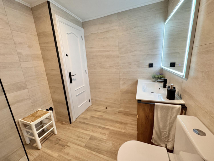 Bathroom 2, Mediterranean Way - Bahia I, Tarragona