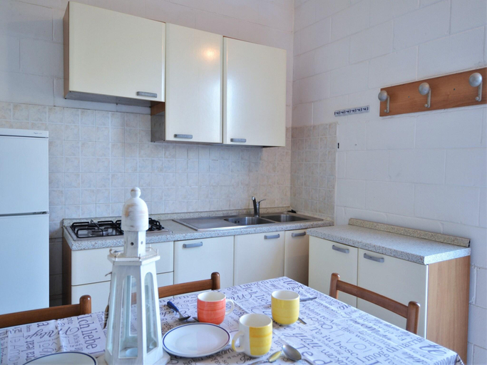 4, Apartment in Rosolina Mare with garden, Rovigo