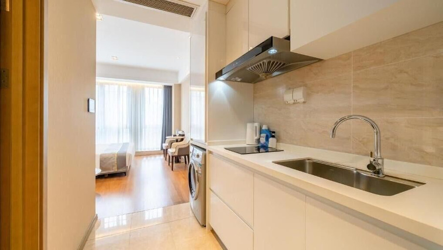 Private kitchen 5, Youyue High-Rise Apartment - Chunxi Road, Chengdu