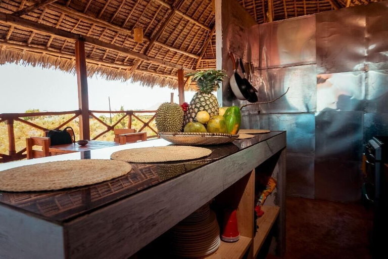 Dining 5, Makazi Garden Villas, Kusini