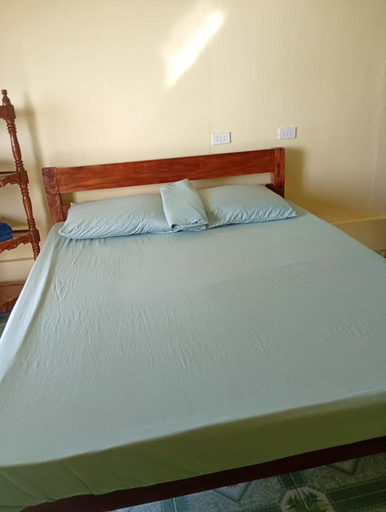 Bedroom 3, Thornton's Sea View Cafe & Guesthouse, Siquijor