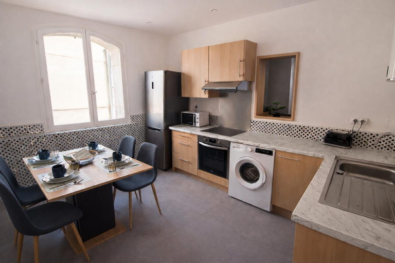 Others 4, Appartements - Halles Brauhauban Tarbes, Hautes-Pyrénées