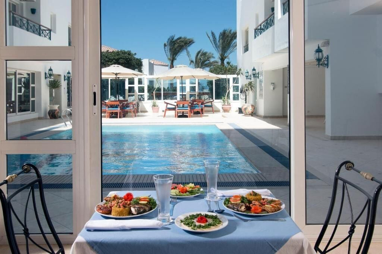 Dining 5, Swiss Wellness Sea View Hotel, Al-Ghurdaqah