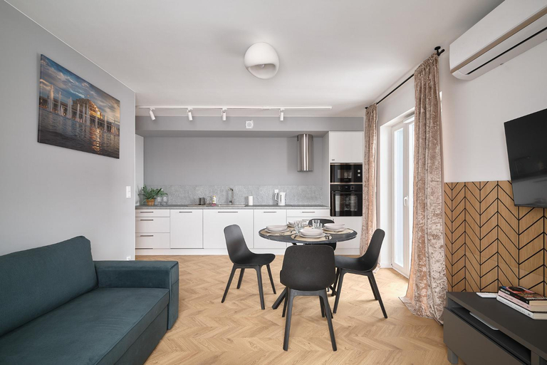 Others 5, Apartamenty niedaleko dworca od WroclawApartament-pl, Środa Śląska