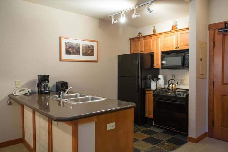 Others 3, 1310 - One Bedroom Den Standard Eagle Springs West condo, Salt Lake