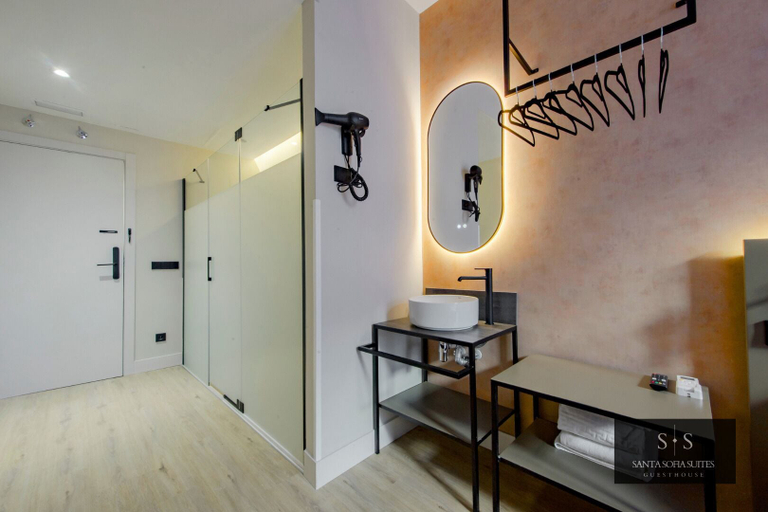 Bathroom 3, Santa Sofia Suites, Madrid