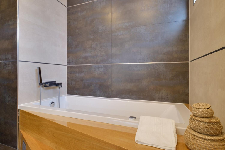 Bathroom 3, Casa da Perafita /Matosinhos, 2 Km from the beach, Matosinhos