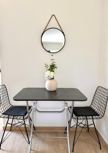 Others 3, Danin apartmani