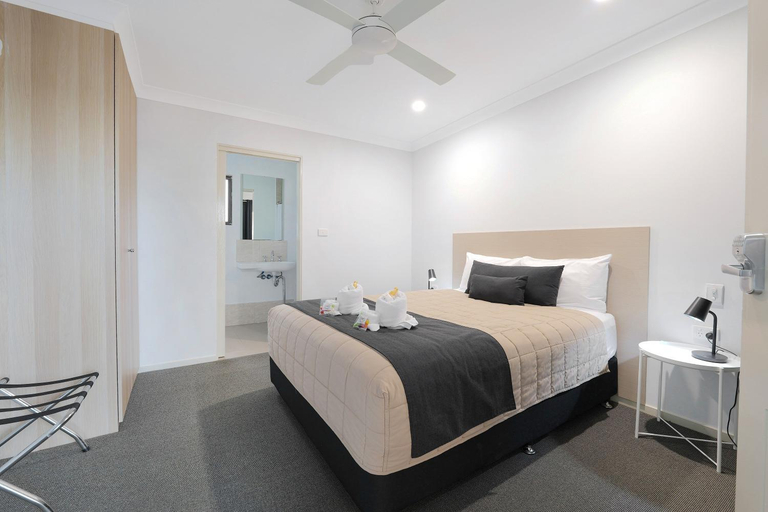 Bedroom 4, Boggabri Motel, Narrabri