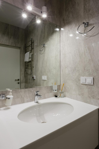 Shower 2, Victory Apartment by Apgrade, Shevchenkivs'kyi