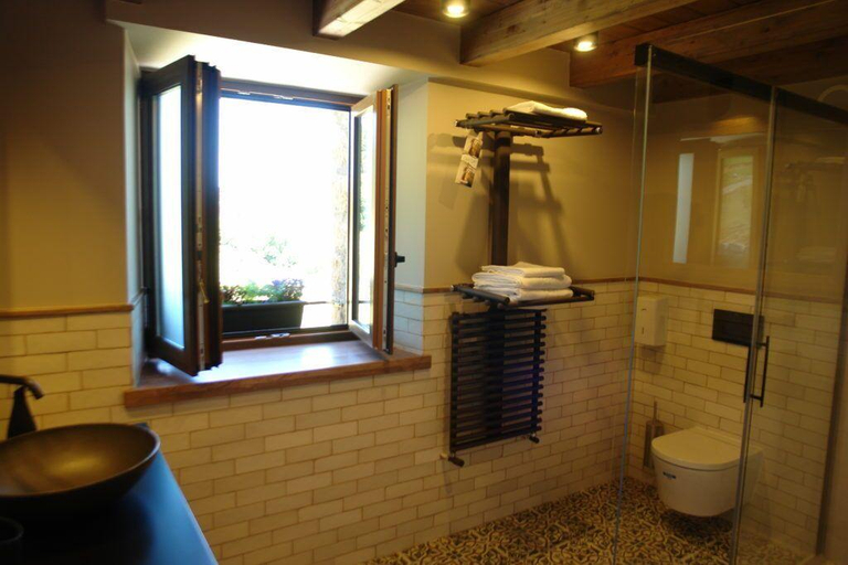 Bathroom 3, Eguen Goiko, Vizcaya