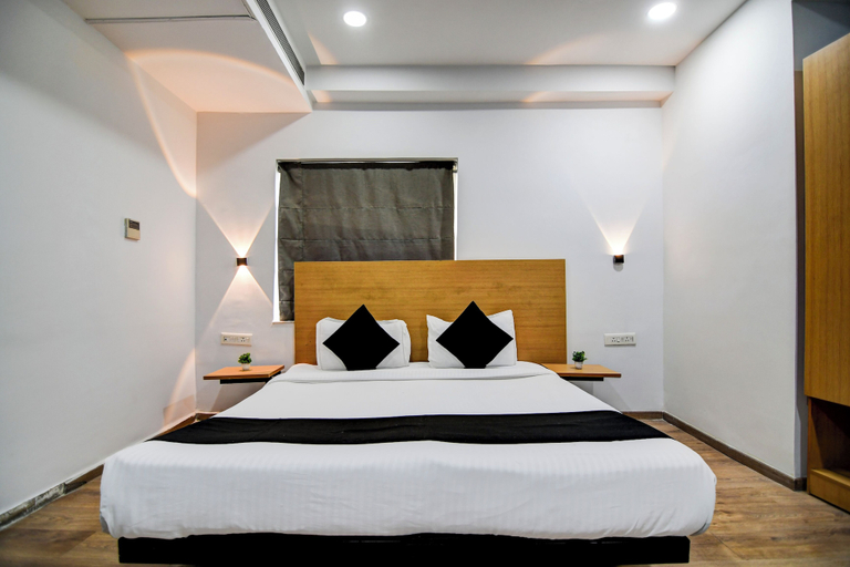 Room 2, Green Arcade By Brill Room, North 24 Parganas