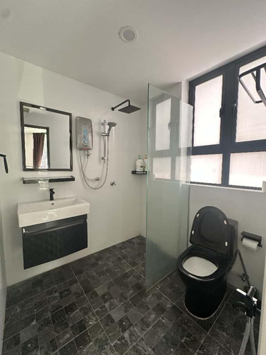 Bathroom 5, Jovial Boutique Hotel```` Kampung Baru, Central Seberang Perai
