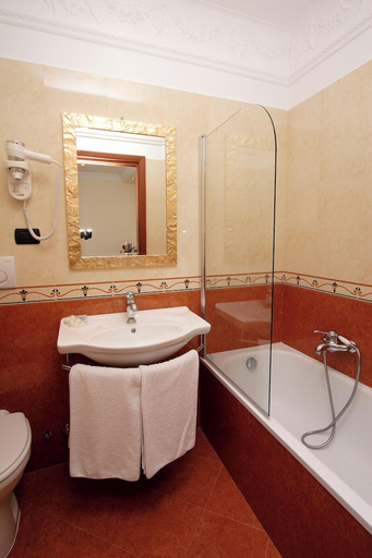 Bathroom 4, Gust house Galaxy, Rome