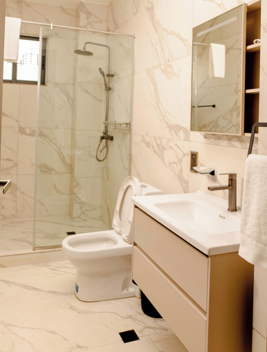 Bathroom 2, Sterling Suites, Accra