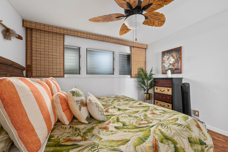 Room 5, Big Island Kona Isle D3 1 Bedroom Condo, Hawaii