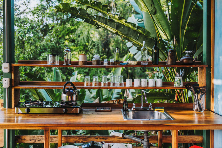 Private kitchen 3, Colina Secreta - Glamping and Villas, Talamanca