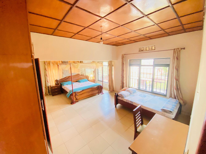 Others 4, Spacious private and comfy room in Kimihurura, Gasabo