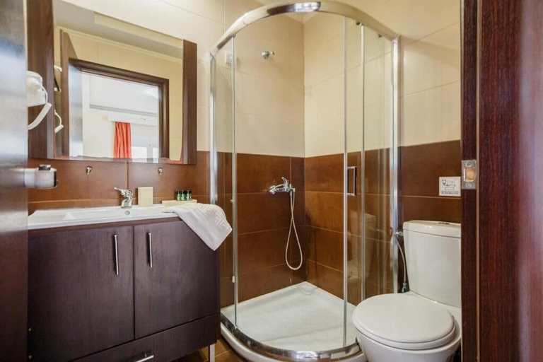 Bathroom 4, Vivian Hotel, Ionian Islands