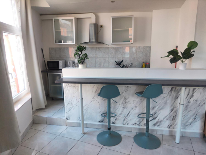 Others 2, Bel appartement confortable Mons, Hainaut