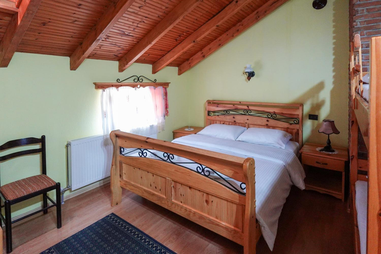 Bedroom 2, Vila118, Korçës