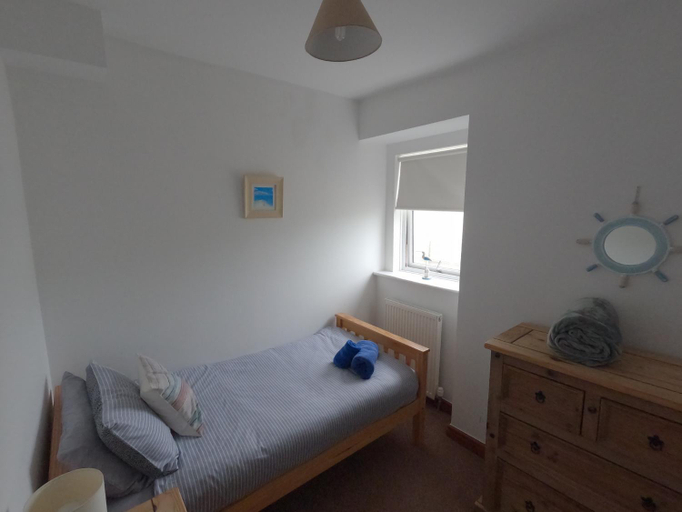 Bedroom 2, Wendon Holidays, Gwynedd